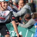 La joie de Jan Christen au moment de franchir la ligne KEYSTONE/EPA/LUIS FORRA